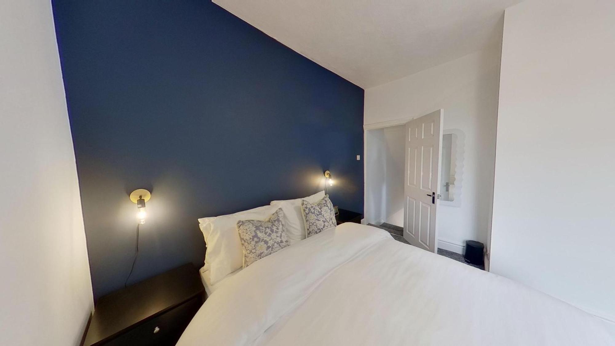 Elegant 2 Bed House Near City Centre Manchester Exterior photo