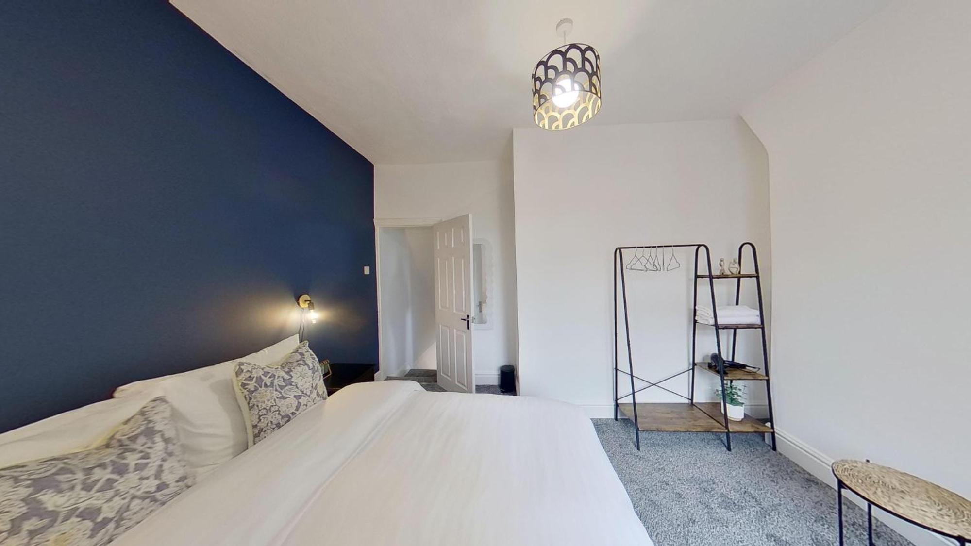 Elegant 2 Bed House Near City Centre Manchester Exterior photo