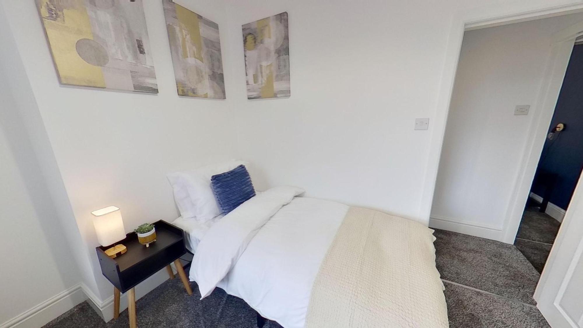 Elegant 2 Bed House Near City Centre Manchester Exterior photo