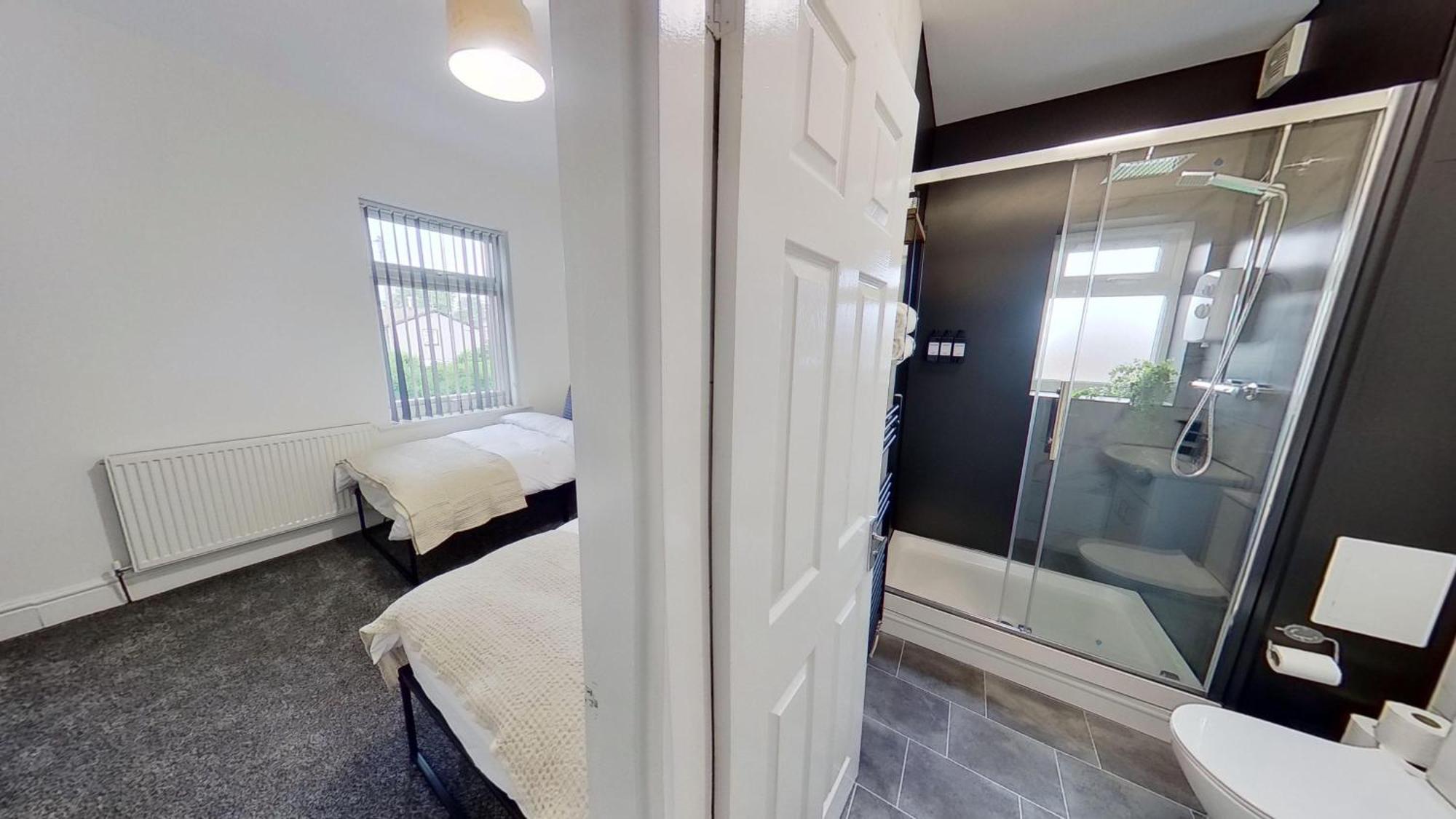 Elegant 2 Bed House Near City Centre Manchester Exterior photo