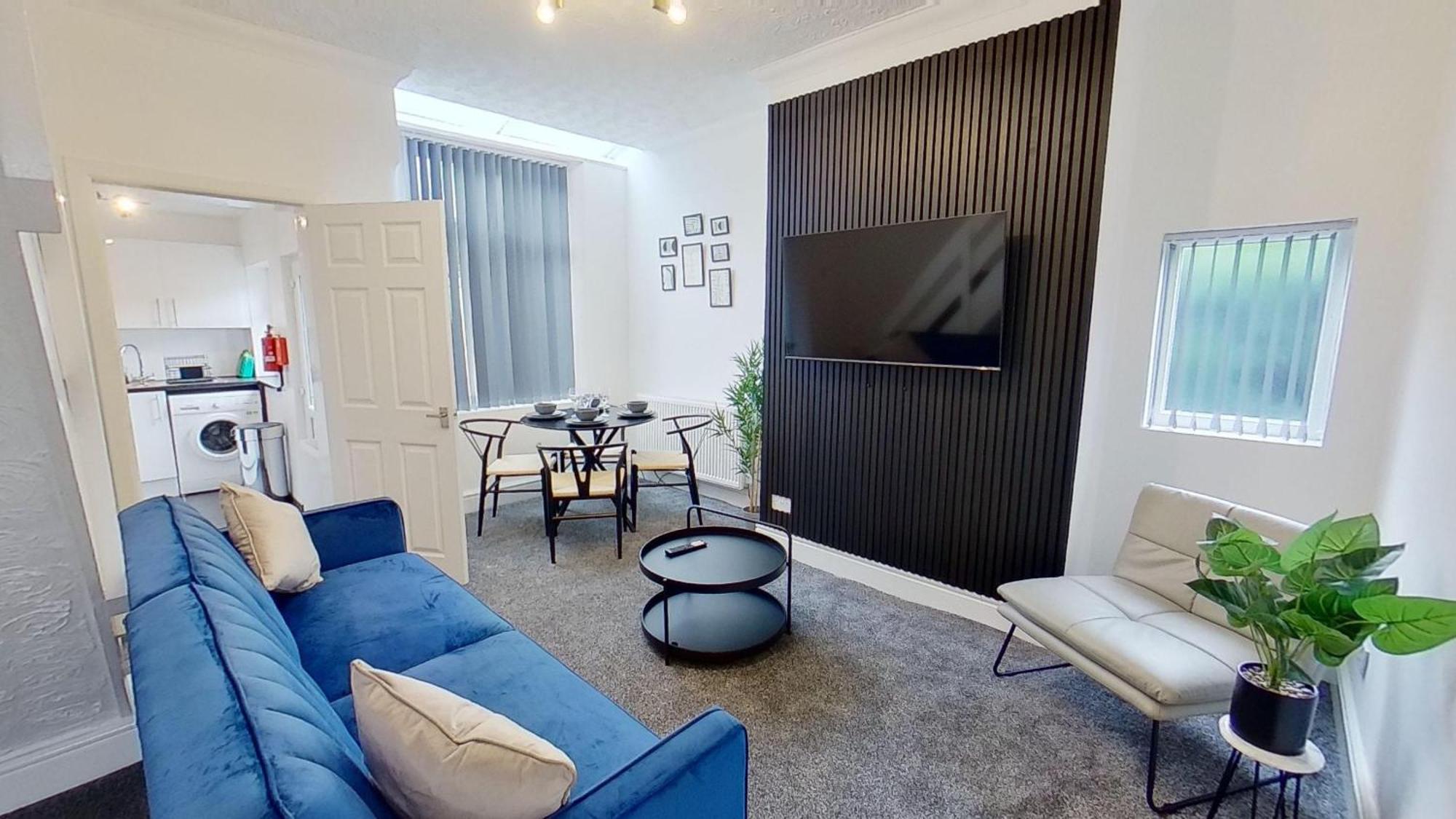 Elegant 2 Bed House Near City Centre Manchester Exterior photo